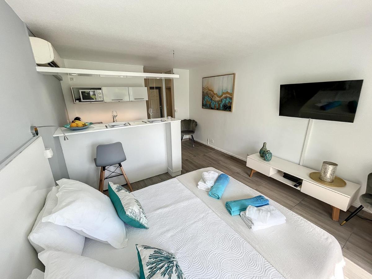 Blue Paradise Studio Avec Acces Privatif Plage Le Gosier  Ngoại thất bức ảnh